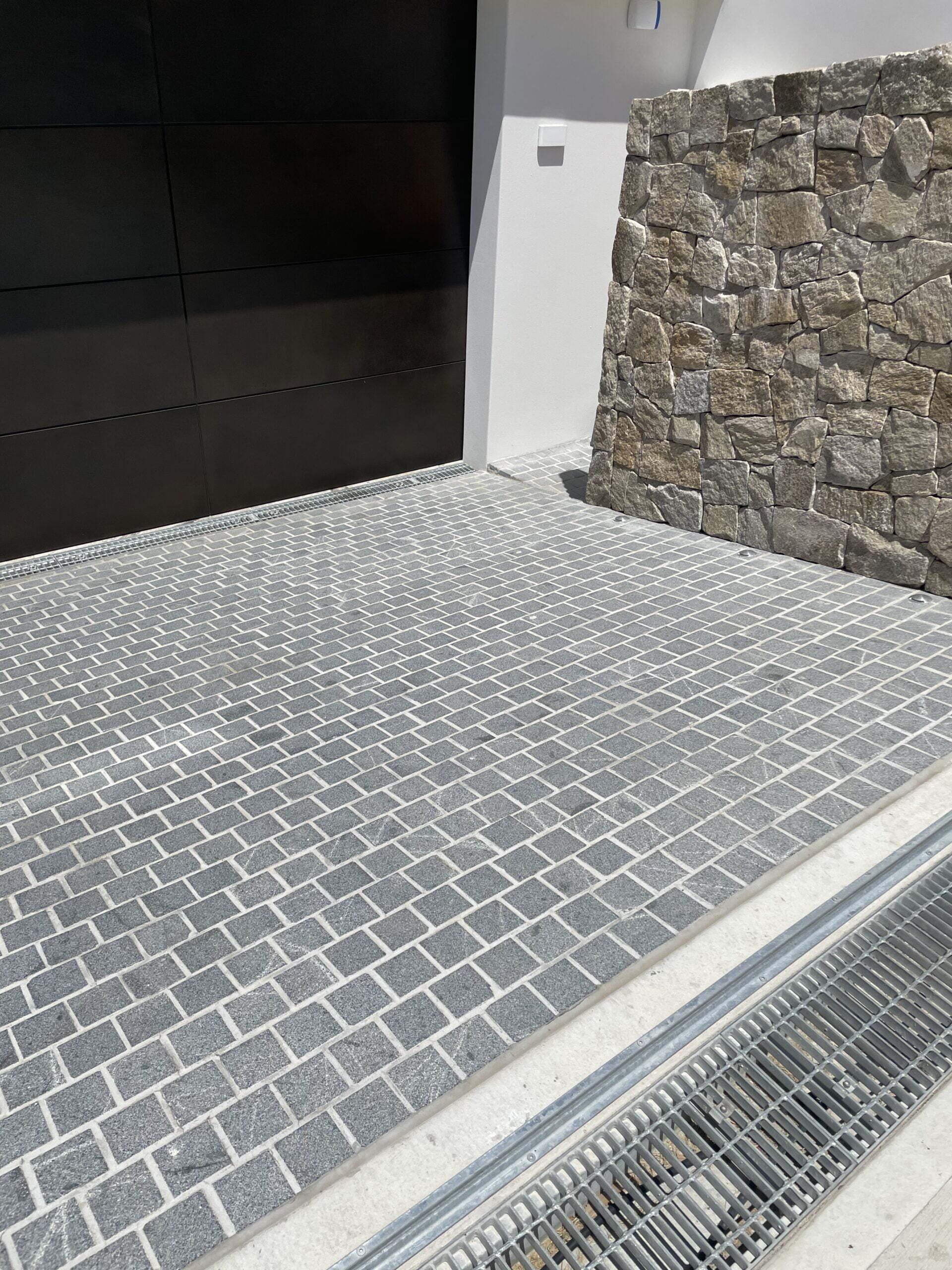 Rego Grigio Cobblestone Ref 02