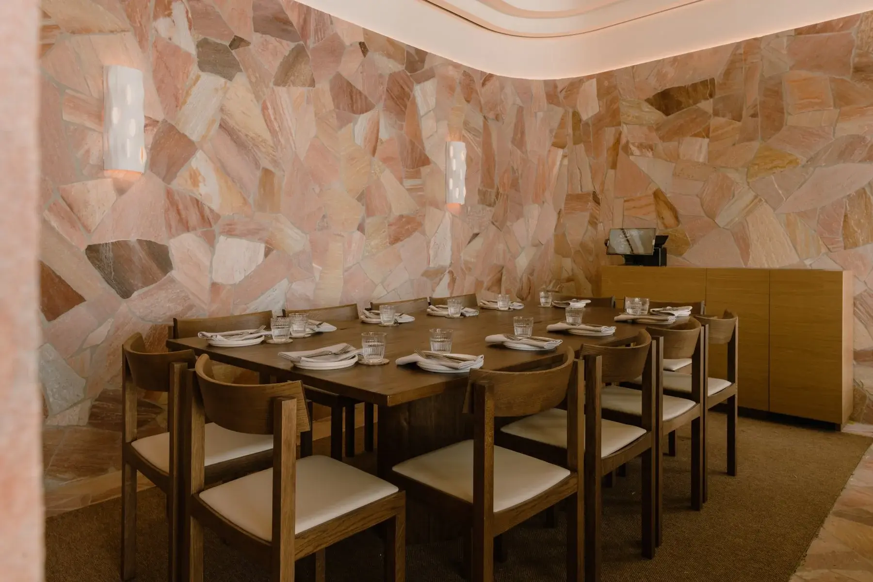 Vita Rosa Quartz Crazy Pave Lifestyle