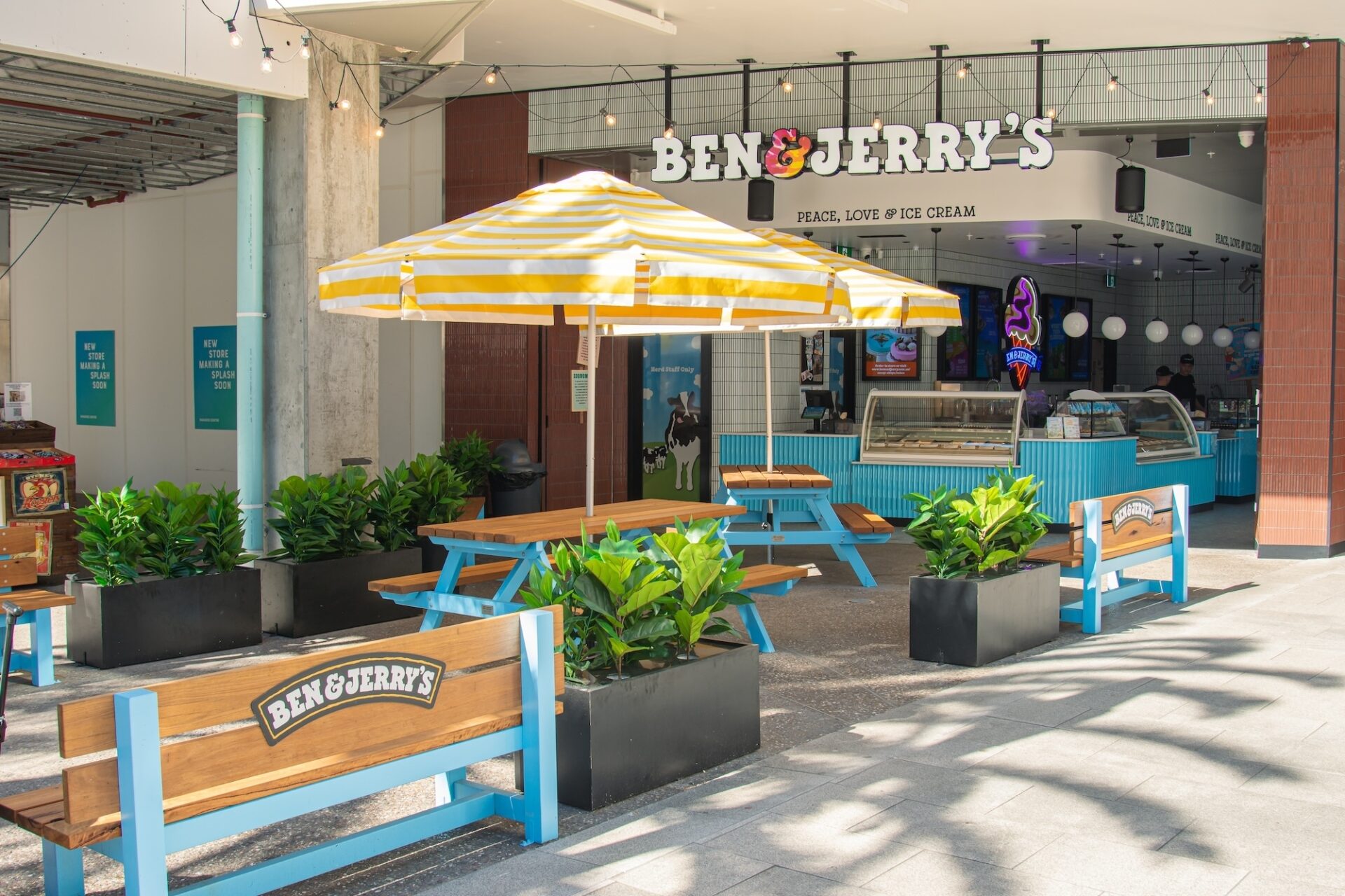 BJ Surfers Paradise 01