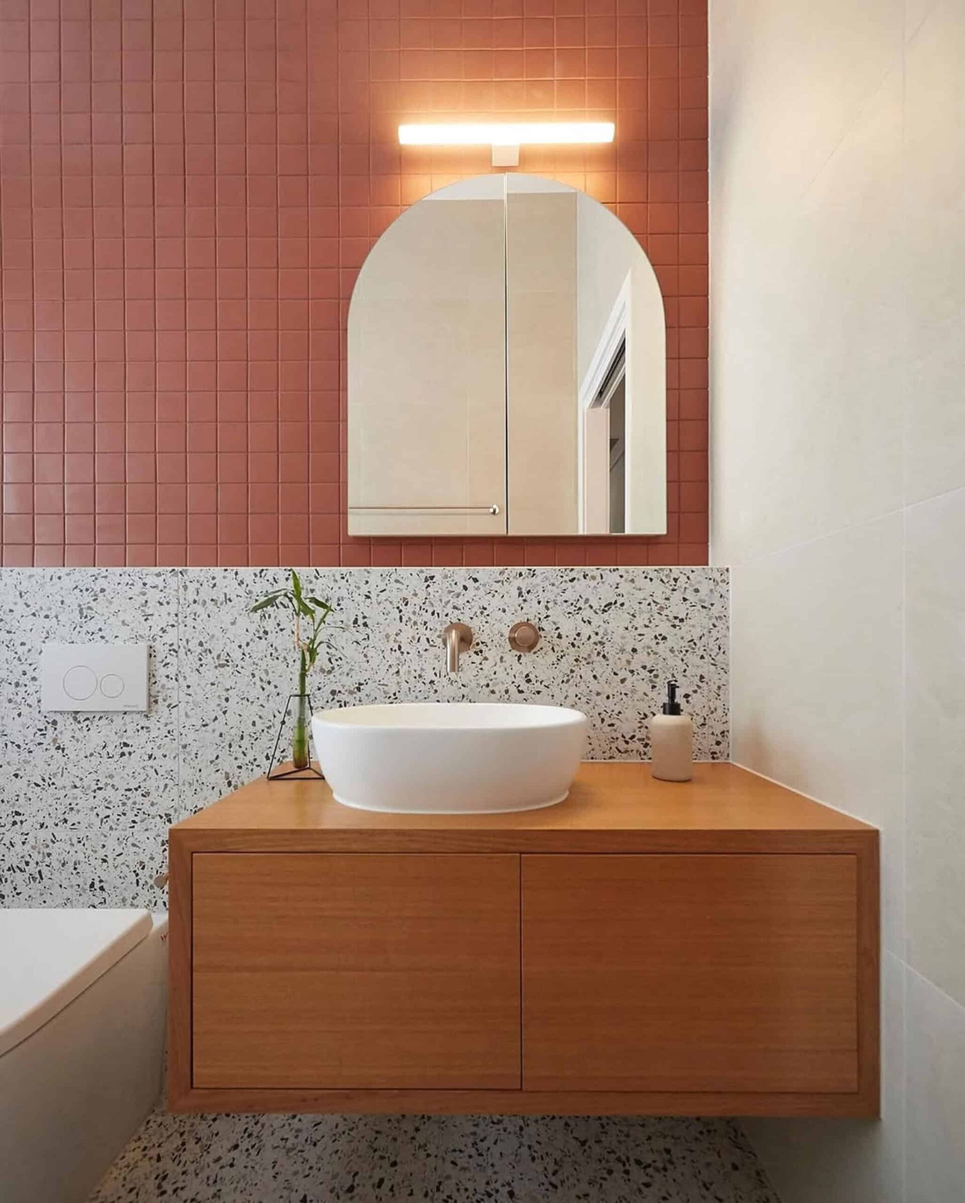 SIMPLI Lifestyle Red 1