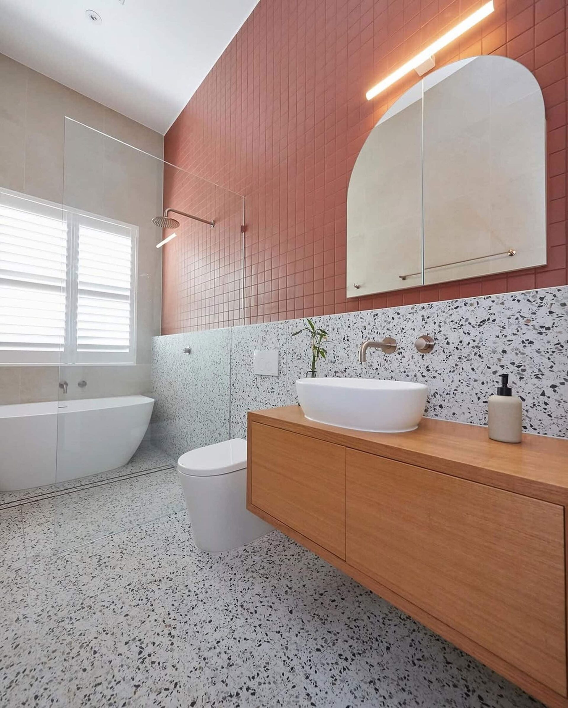 SIMPLI Lifestyle Red 2